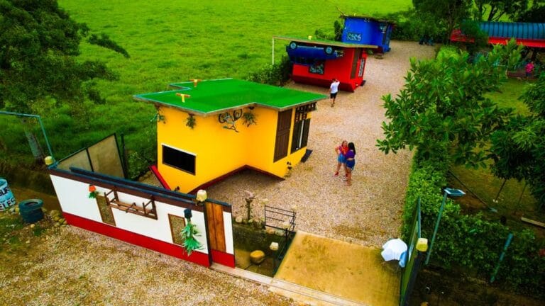 Villa al revés